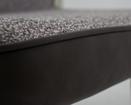 Стул для кухни DOBRIN KEVIN, черные матовые ножки, Сиденье серая ткань FC-09, Спинка антрацит кожзам RU-08