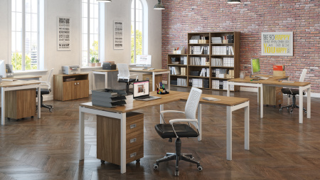 Стол прямой на металлоопорах TES28412639